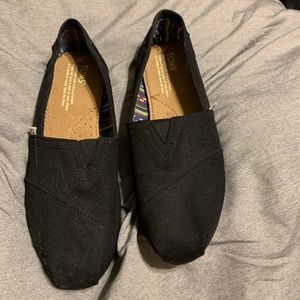 Black never worn TOMs